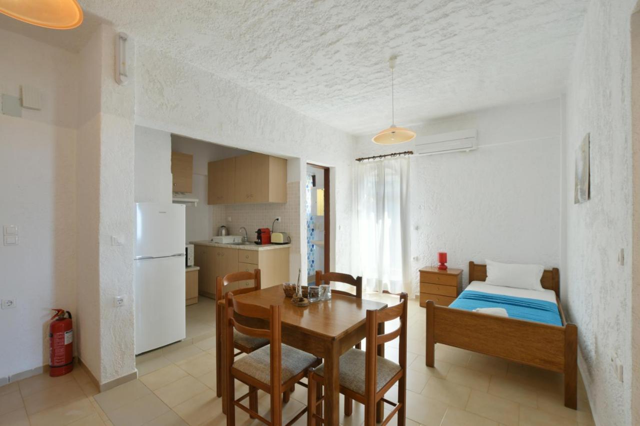Galini Apartments Achlia Exterior photo